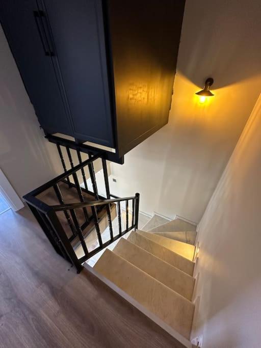 Elegant In 5 Min Walk To Sea & Center Villa